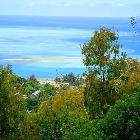 Coralie La Diffe'Rence Guest House Port Mathurin Exterior photo